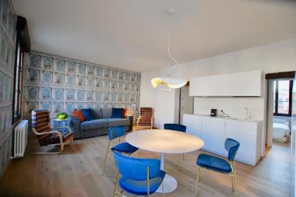Ca Corte Nova design apartment with canal view - image 2