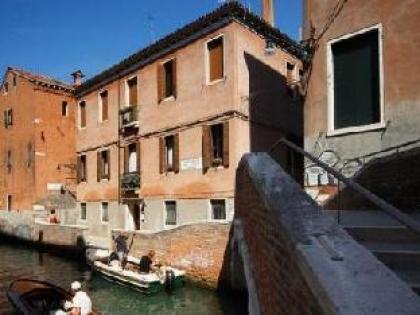 Casa Del Melograno