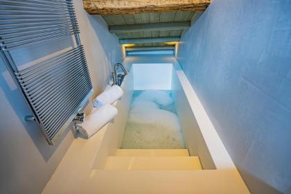 Corte Rubbi 10 Luxury Three-bedroom apartment -Dimora Italia - - image 20