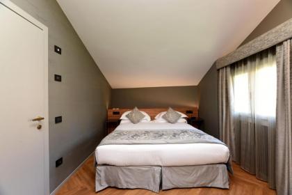 Rosa Salva Suites - image 19