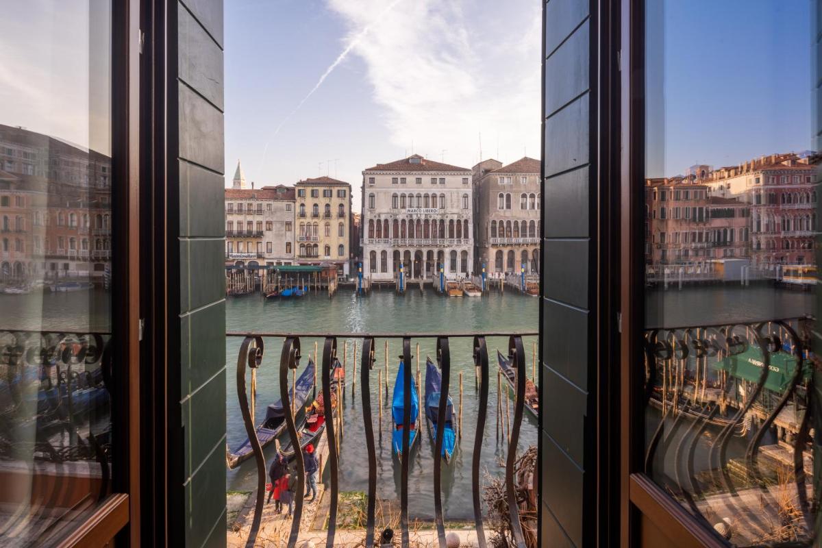 Design Apartment with Balcony on the Grand Canal R&R - main image