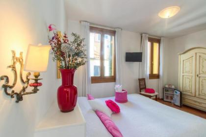 Residenza de l'Osmarin Suites - image 16