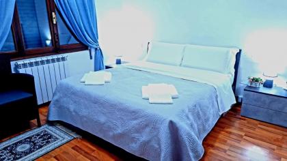 Venice Suites - image 11