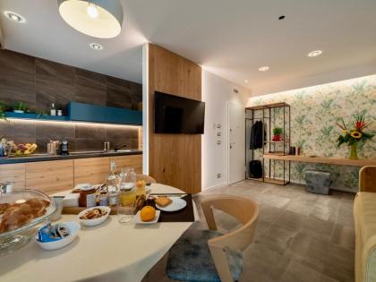 Venice Green Residence - image 17