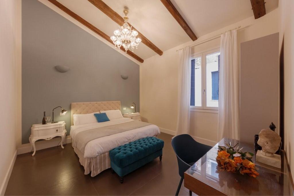 Huge design apartment - main image