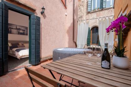 Suite Ravà - San Marco with pool