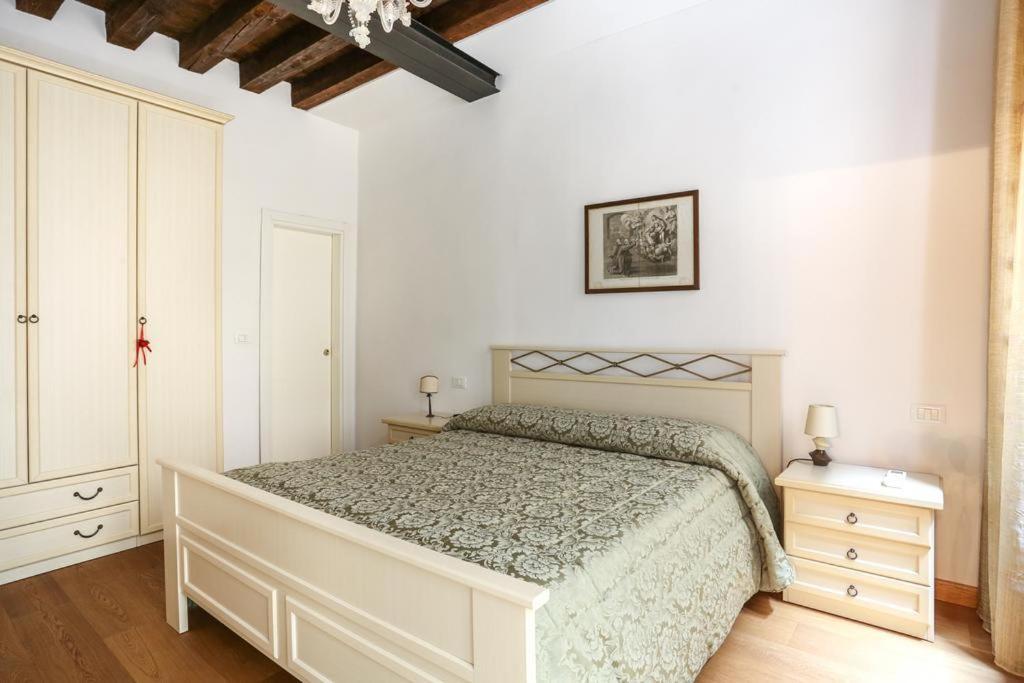 Mela Luxury Venice Apartments - main image