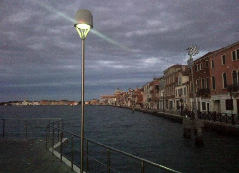 Romantic loft in Venezia - image 6