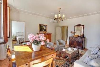 Canale - WR Apartments - image 4