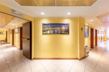Hotel Nuova Aurora - image 10