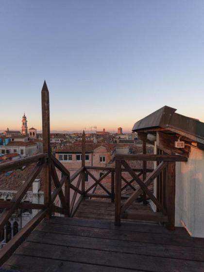 LaLux Venezia - image 29
