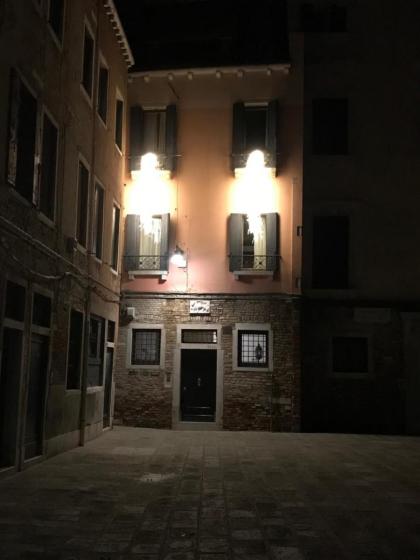 Albrizzi Charme apartment - image 10