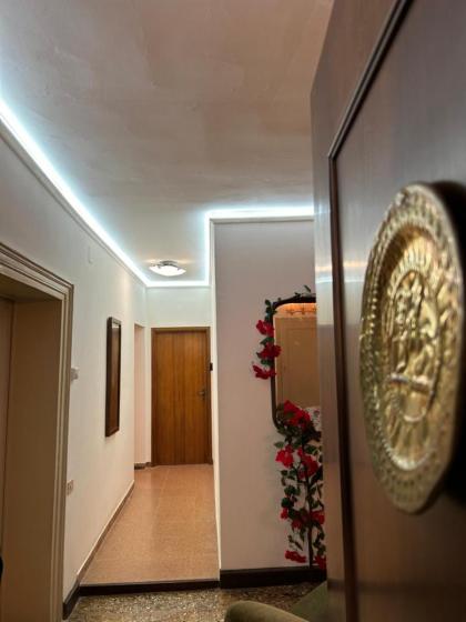 Lions Venice Guest house - image 20