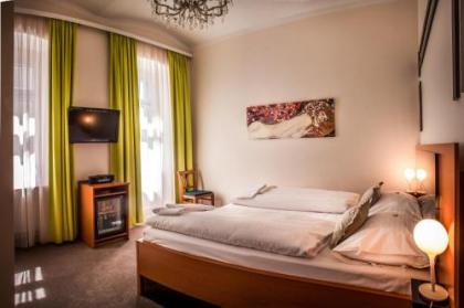 Boutique Hotel Donauwalzer - image 10