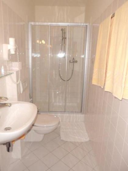 Hotel Pension Residenz - image 13
