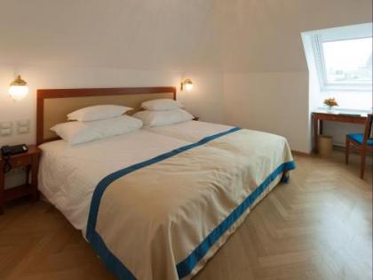 Hotel Ambassador - image 20