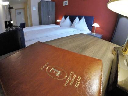 Hotel Pension Excellence - image 10