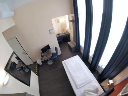 Hotel Pension Excellence - image 4