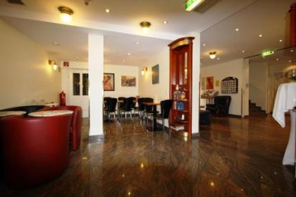 Suite Hotel 900 m zur Oper - image 3