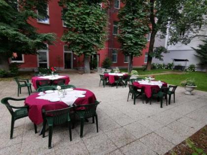 Garten- und Kunsthotel Gabriel City - image 1