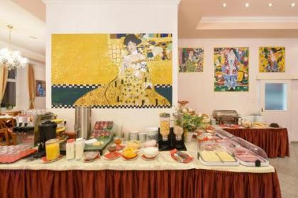 Garten- und Kunsthotel Gabriel City - image 18