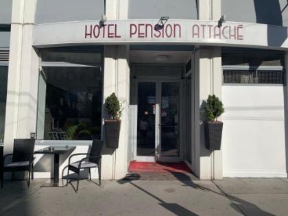 Hotel Attache - image 10