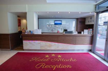Hotel Attache - image 11