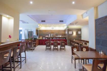 Hotel Attache - image 17