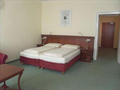 Altwienerhof Aparthotel - image 18