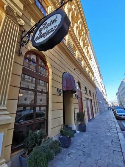 Hotel Bajazzo - image 4