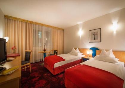 Hotel Boltzmann - image 17