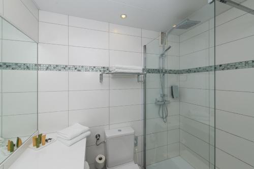 Hotel Boltzmann - image 2