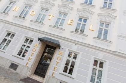 Hotel Schwalbe - image 5