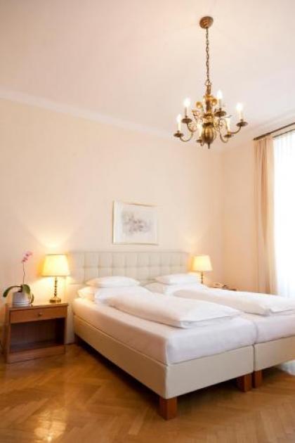Hotel Schwalbe - image 6