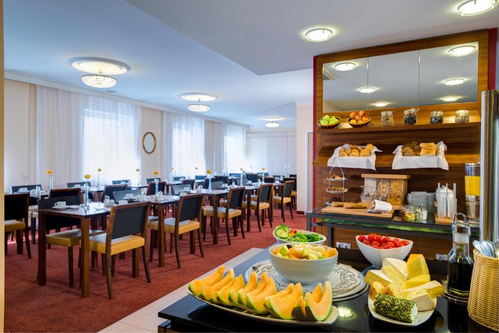 Hotel Alpha Wien - image 4
