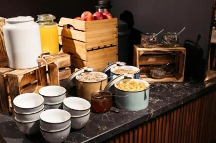 Hotel Schani Salon - image 13