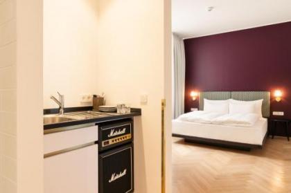 Hotel Schani Salon - image 18