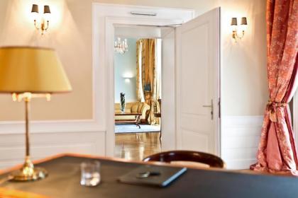 Palais Coburg Hotel Residenz - image 11