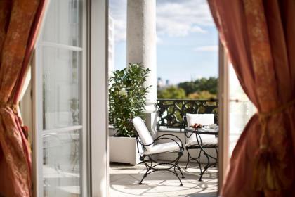 Palais Coburg Hotel Residenz - image 9
