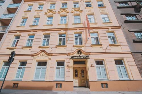 ActiLingua Apartment Hotel - image 4