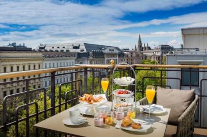 Hilton Vienna Plaza - image 7