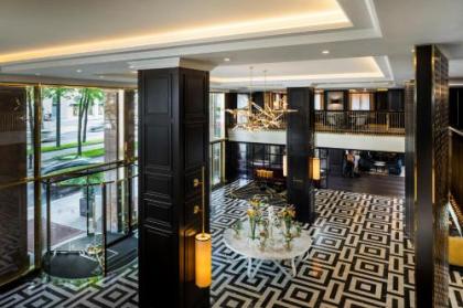 Hilton Vienna Plaza - image 9