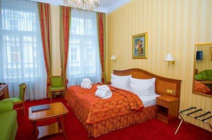 Pension Opera Suites I Self Check In - image 1