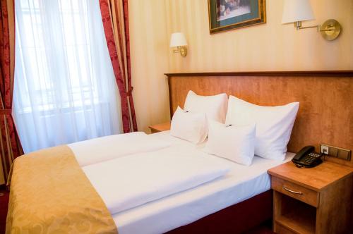 Pension Opera Suites I Self Check In - image 4