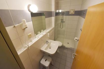 Hotel Korotan - image 19