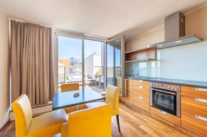 Pakat Suites Hotel - image 9
