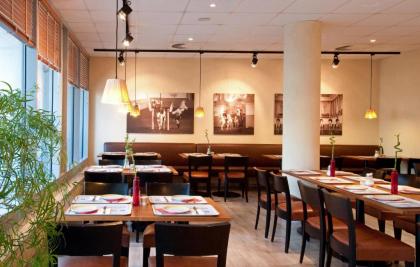 ibis Wien City - image 11