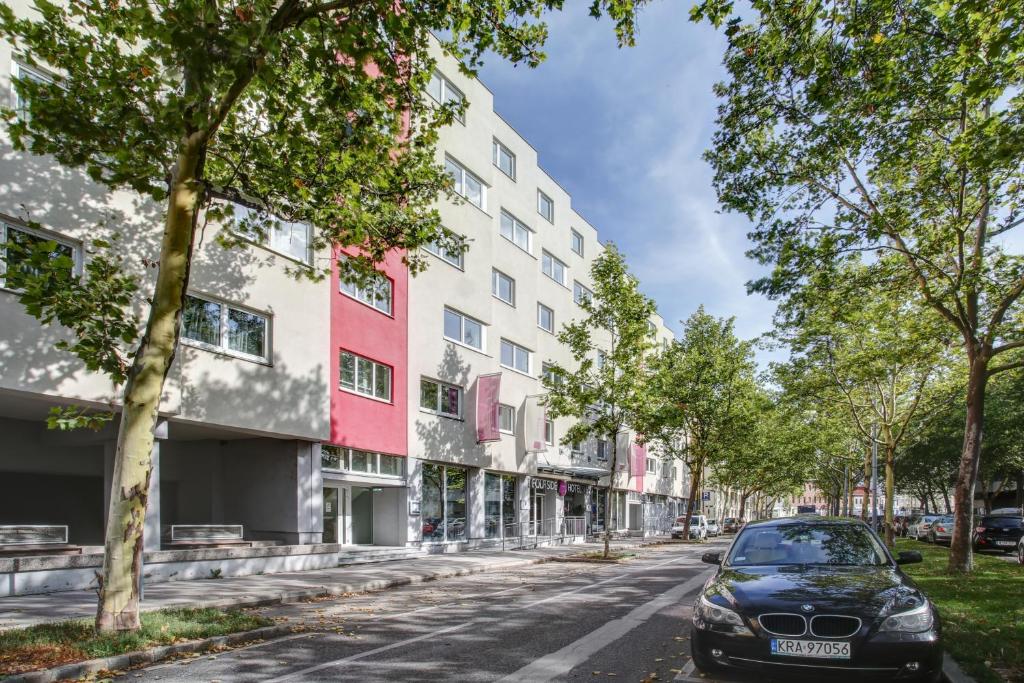 FourSide Hotel & Suites Vienna - main image