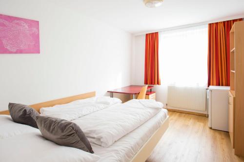 myNext - Westbahnhof Hostel One - image 7