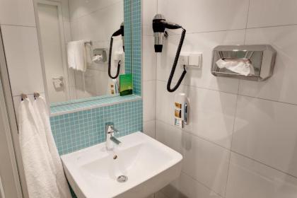 MEININGER Hotel Wien Downtown Franz - image 16